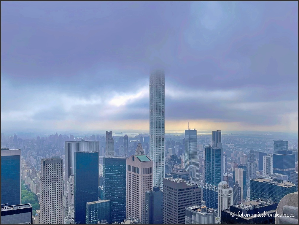  ROCKEFELLER PLAZZA